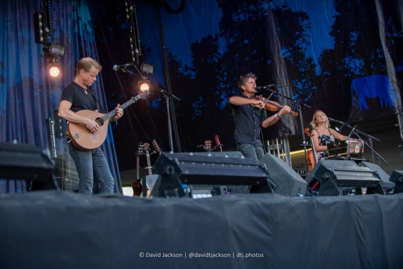 Seth Lakeman and band performing at Cropredy Convention, Saturday, August 13, 2022. Photo by David Jackson.