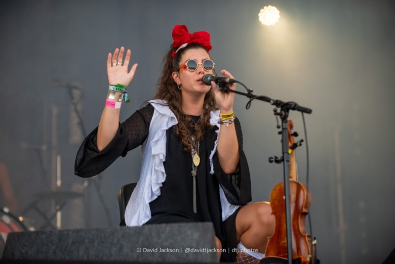 Holy Moly & The Crackers performing at Cropredy Convention, Saturday, August 13, 2022. Photo by David Jackson.