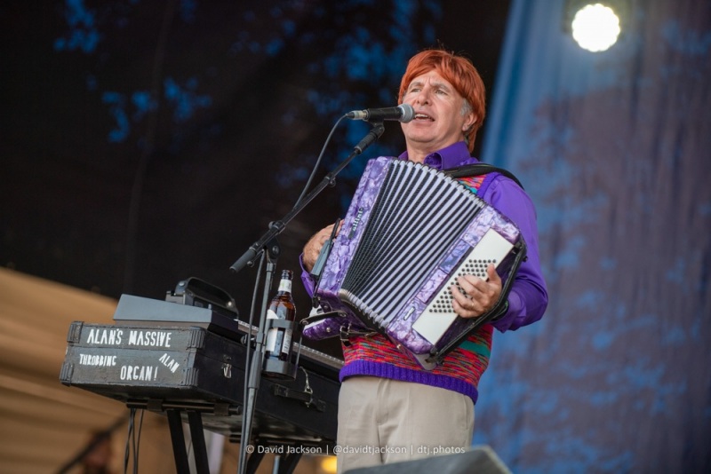The Bar Steward Songs of Val Doonican performing at Cropredy Convention, Saturday, August 13, 2022. Photo by David Jackson.