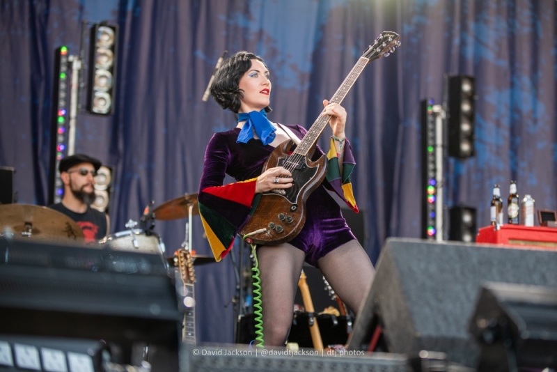Rosalie Cunningham and band performing at Cropredy Convention, Saturday, August 13, 2022. Photo by David Jackson.