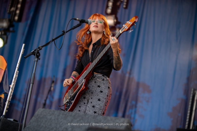 Rosalie Cunningham and band performing at Cropredy Convention, Saturday, August 13, 2022. Photo by David Jackson.