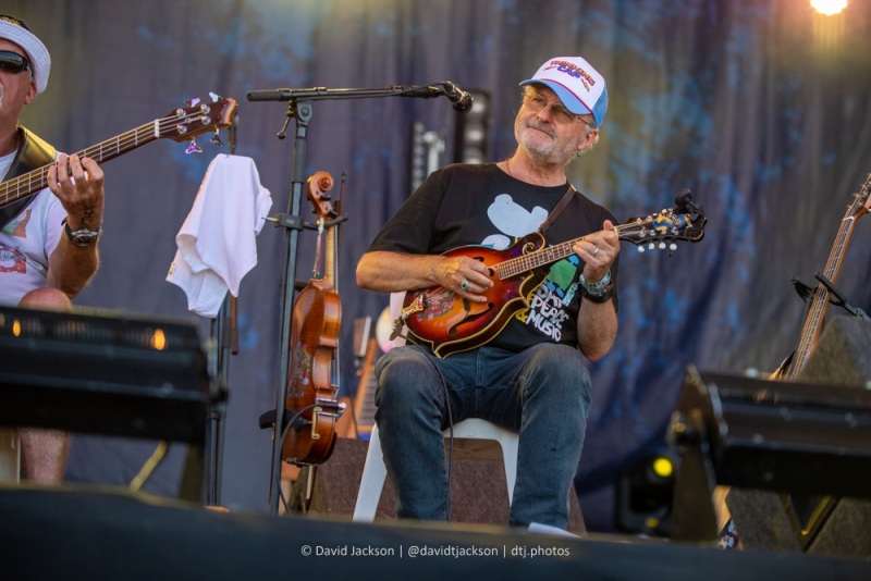 Fairport Convention performing an acoustic set, opening the first day of Cropredy Convention. Thursday, August 11, 2022. Photo by David Jackson.