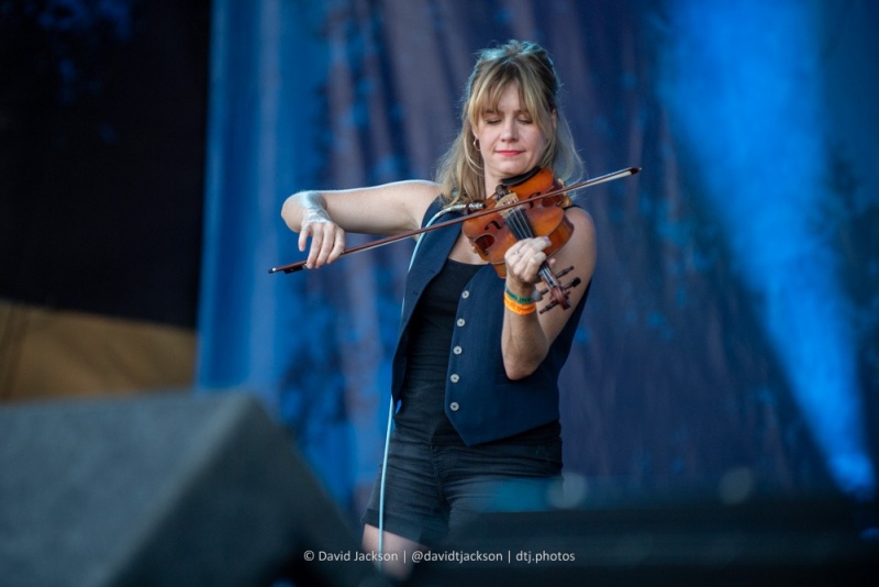The Thumping Tommys performing at Cropredy Convention, August 11, 2022. Photo by David Jackson.