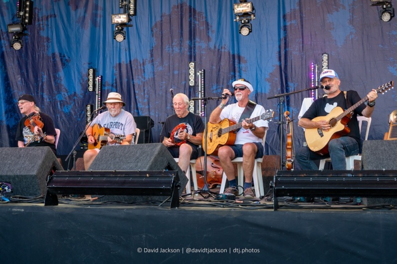 Fairport Convention performing an acoustic set, opening the first day of Cropredy Convention. Thursday, August 11, 2022. Photo by David Jackson.