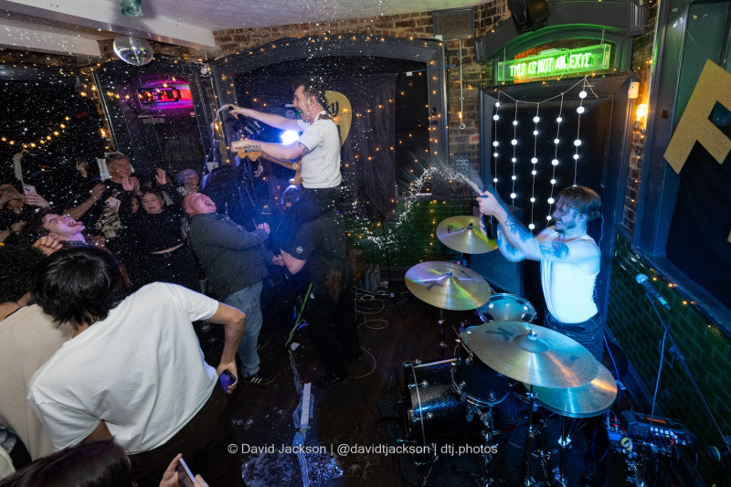 Fountain headlining The Garibaldi in Northampton on Friday, December 8, 2024. Photo by David Jackson.