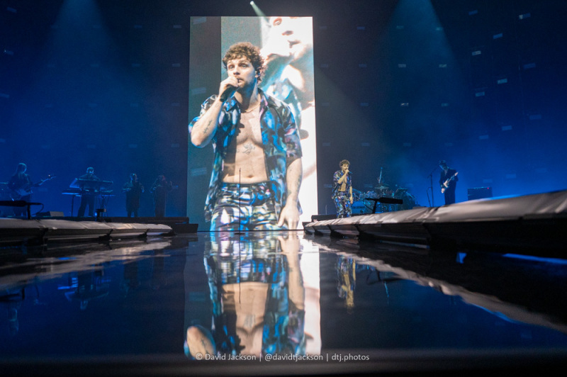 Tom Grennan on stage at the Utilita Arena, Birmingham, March 10, 2023. Photo by David Jackson.