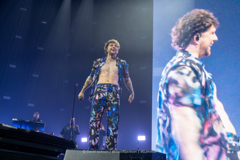 Tom Grennan on stage at the Utilita Arena, Birmingham, March 10, 2023. Photo by David Jackson.