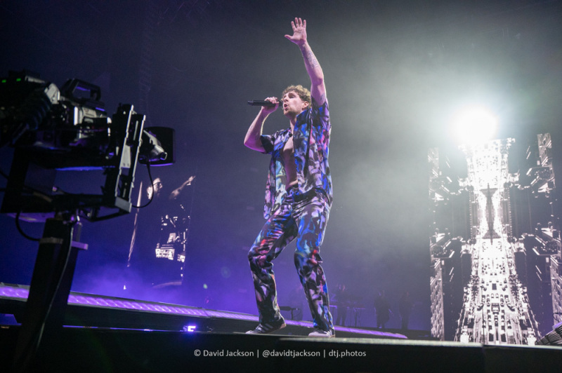 Tom Grennan on stage at the Utilita Arena, Birmingham, March 10, 2023. Photo by David Jackson.
