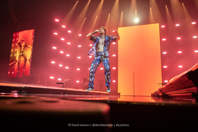 Tom Grennan on stage at the Utilita Arena, Birmingham, March 10, 2023. Photo by David Jackson.