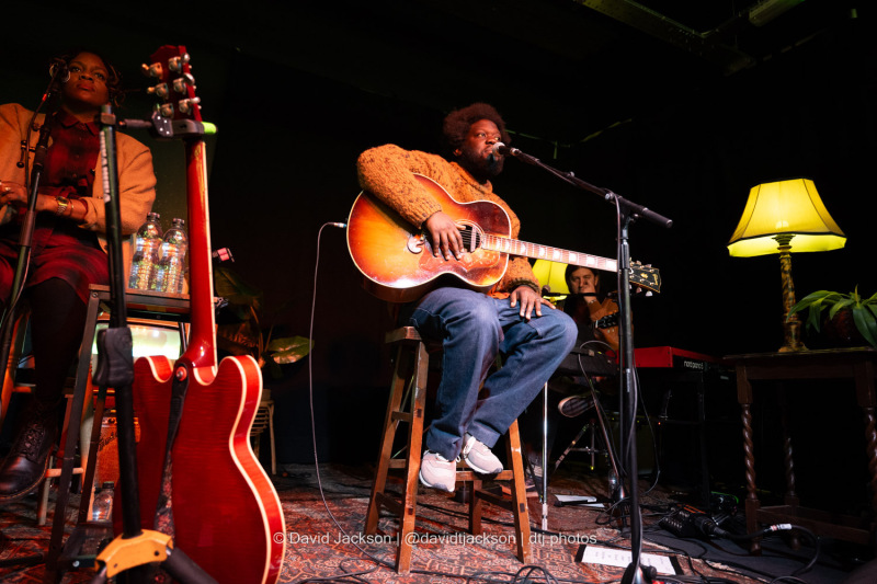 Michael Kiwanuka on stage at the HMV Vault in Birmingham on Saturday, November 23, during an in-store performance to promote his new album. Photo by David Jackson.
