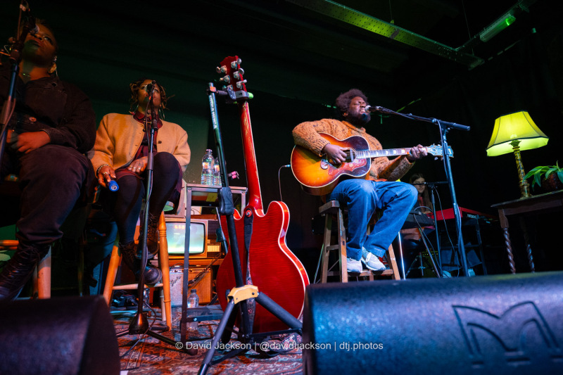 Michael Kiwanuka on stage at the HMV Vault in Birmingham on Saturday, November 23, during an in-store performance to promote his new album. Photo by David Jackson.