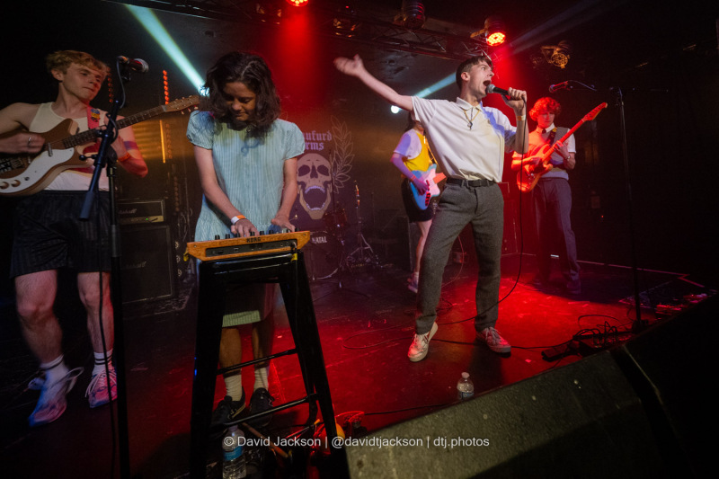 Welly on stage at the Multitude Festival at the Craufurd Arms in Milton Keynes on Sunday, August 8. Photo by David Jackson.
