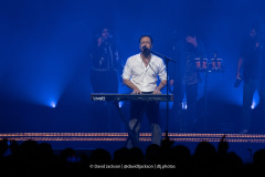 Mumford  & Sons on stage at the Utilita Arena in Birmingham on Sunday, December 7, 2025. Photo by David Jackson.