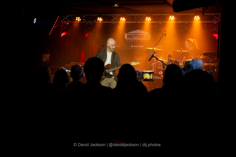 Steve Mason on stage at The Black Prince in Northampton on Sunday, February 5, 2024. Photo by David Jackson.